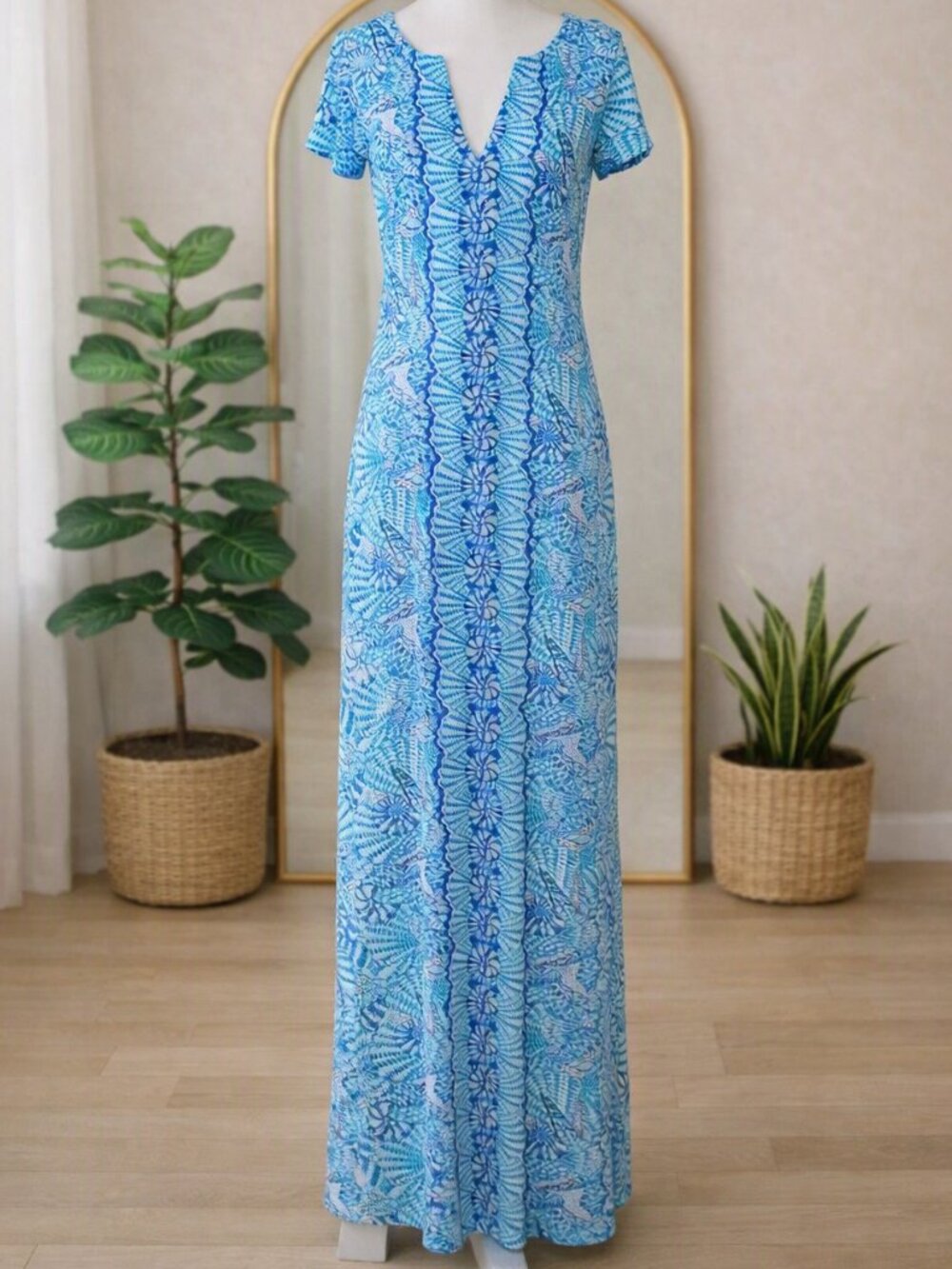 Lilly Pulitzer Women’s UPF 50+ Sophiletta Short Sleeve Maxi Dress Blue Size XS